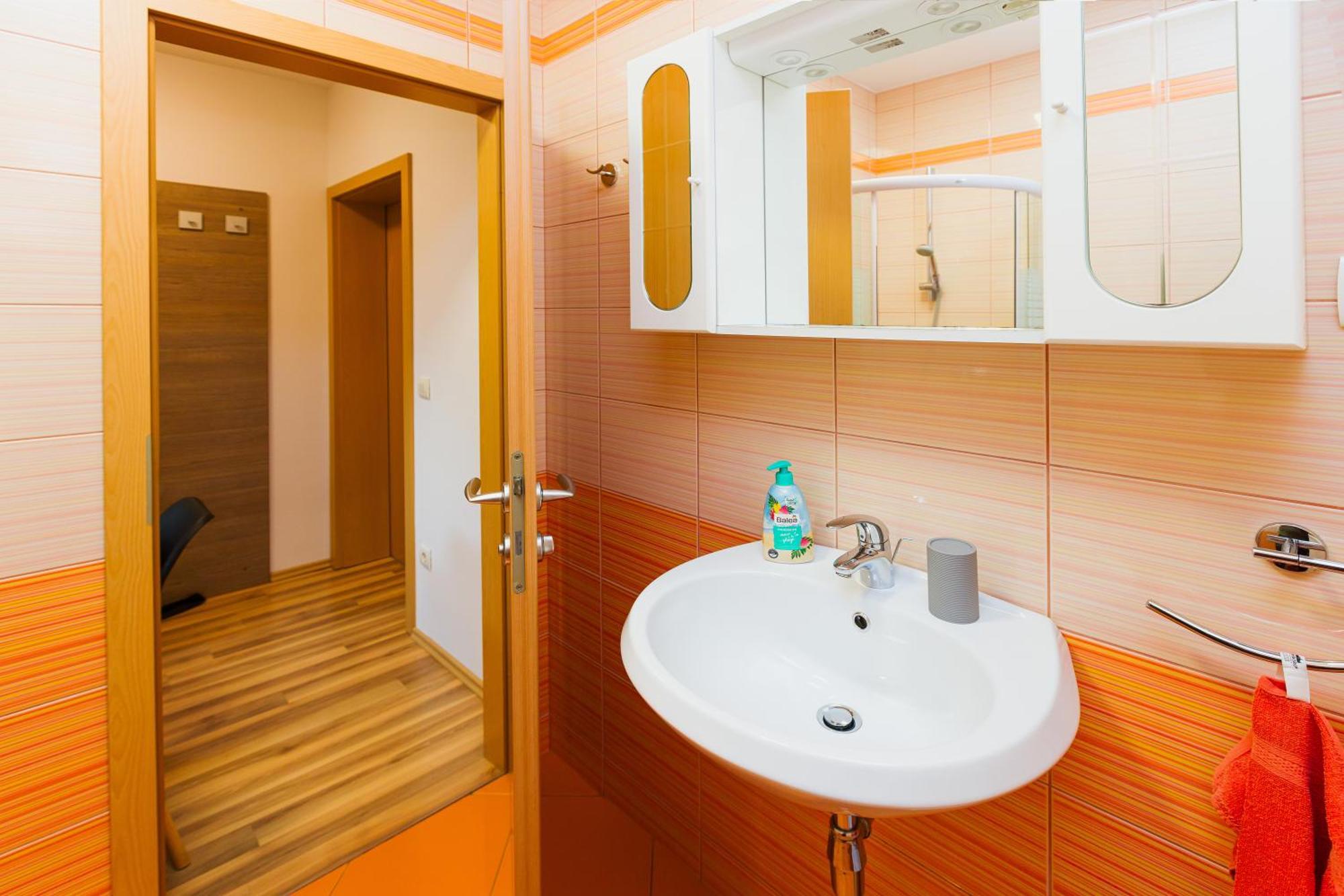 Modern Apartment ブレッド エクステリア 写真